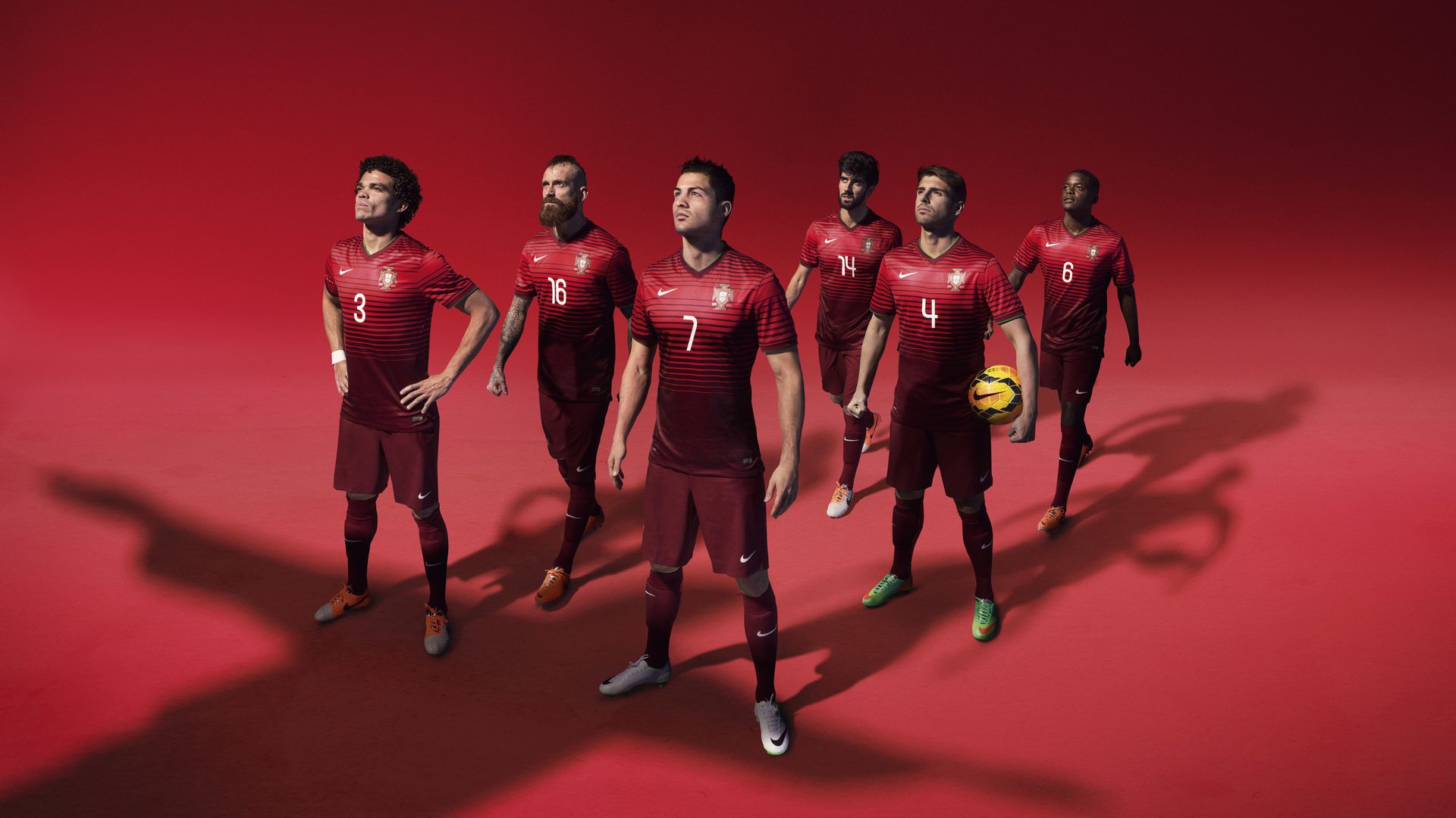 生态足球场建设逐步普及,打造绿色低碳运动环境,足球场建设实施方案